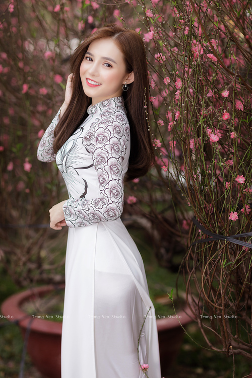 佛罗伦萨保持整体阵型压制对手反扑,佛罗伦萨综合